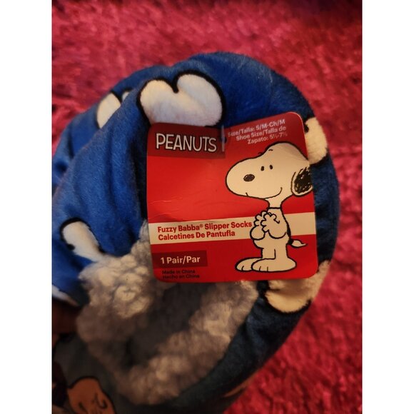 Snoopy Ladies Peanuts House Slippers Size Small NWT - Picture 2 of 2